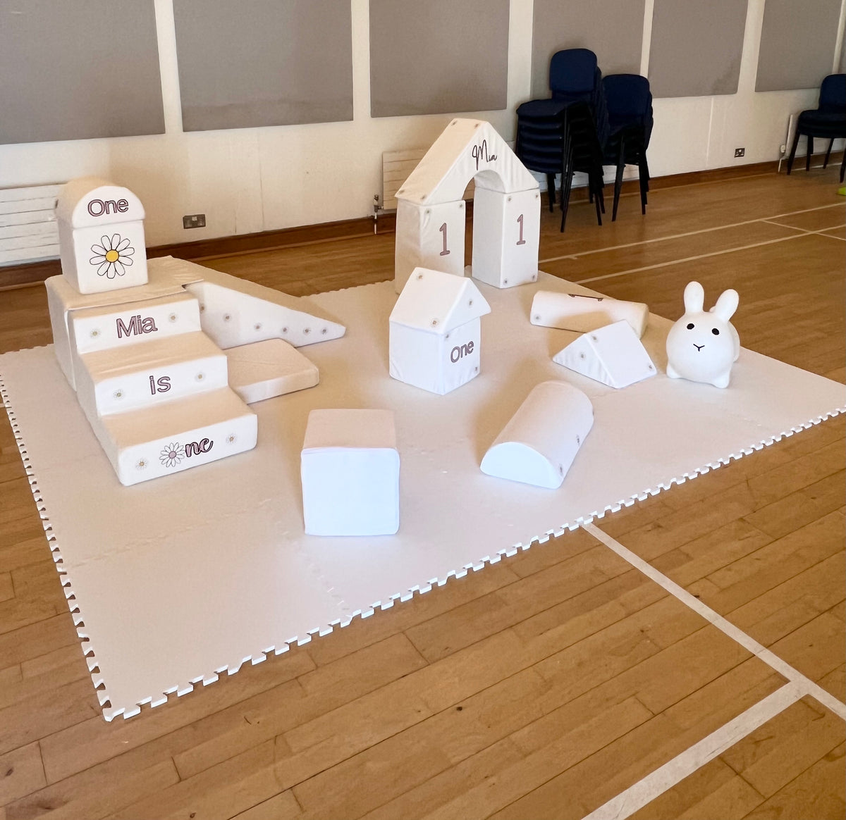 White Soft Play Hire Tottenham | Children's Party Hire | Jojo's ToyShop