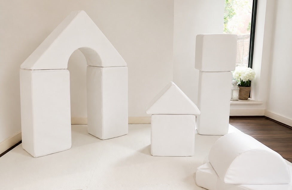 White Soft Play Hire Tottenham | Children's Party Hire | Jojo's ToyShop